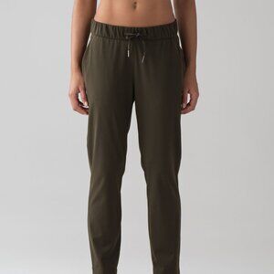 Lululemon On the Fly Pants (Luxtreme) Olive Green Sz 6